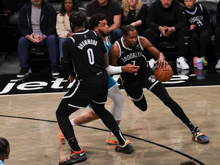 How Does the NBA Play-In Work: Unraveling the Path to the Playoffs How Does the NBA Play In Work