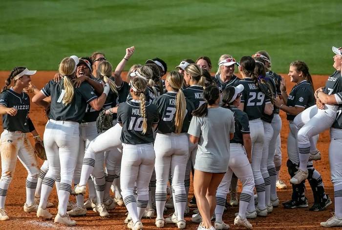 SEC Softball Standingss