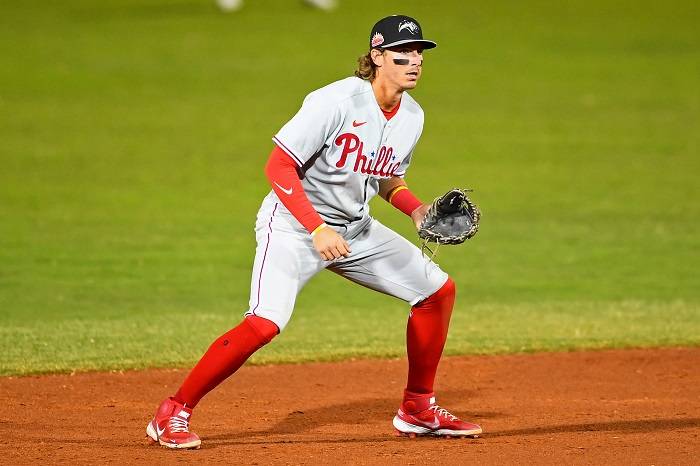 Core Responsibilities and Challenges of the Shortstop Position