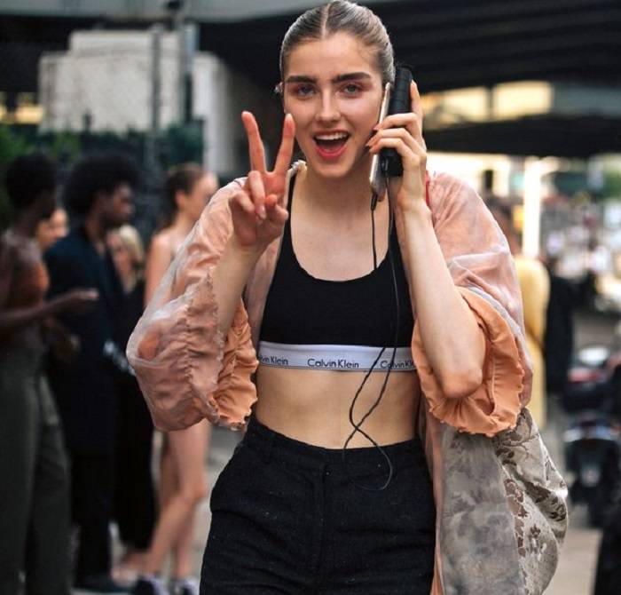 Different Styles of Sports Bras 1