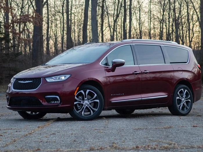 Why Consider the 2021 Chrysler Pacifica 1