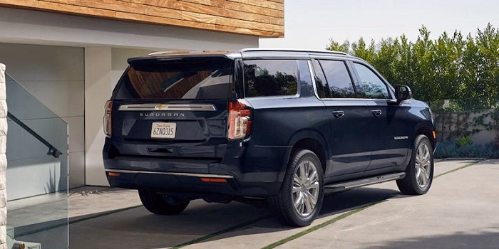 Why Consider the 2023 Suburban