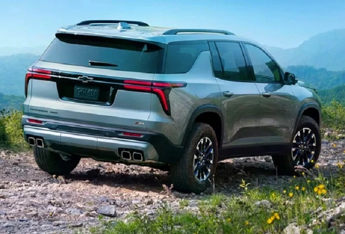 Why Look at the 2024 Traverse 1