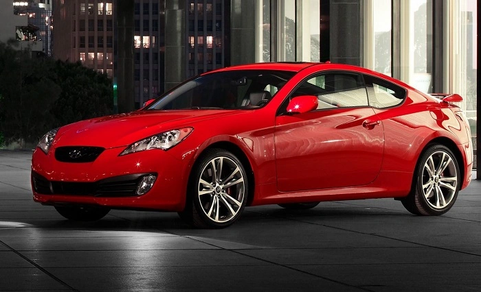 Overview of the 2011 Hyundai Genesis 2
