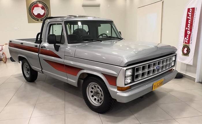 ford f 1000dgytry