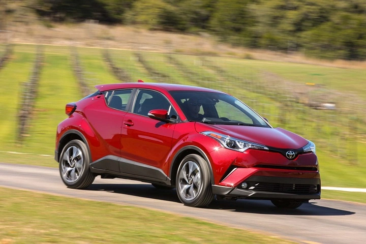 2018 Toyota C-HR Review: Edgy Style Meets Urban Practicality toyota chr 2018