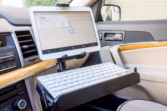 Optimal Use Situations for Car Tablet Mounts