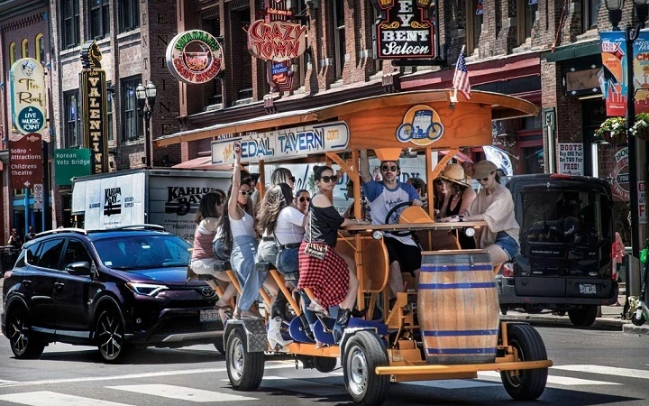 Peddle Car Buying: The Complete 4500-Word Guide to Selling and Buying Cars with Ease peddle car buying